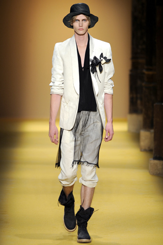 Ann Demeulemeester / - 2012